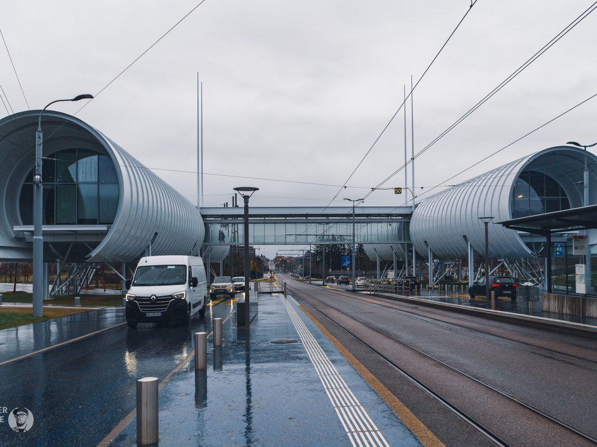 理论物理爱好者朝圣：欧洲核子研究中心CERN