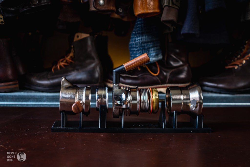 纯机械小众榨油玩具：英国 9 Barista咖啡壶